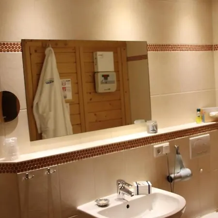 Daire 4 Sterne Seeschwalbe Mit Sauna Und Terrasse Lobbe